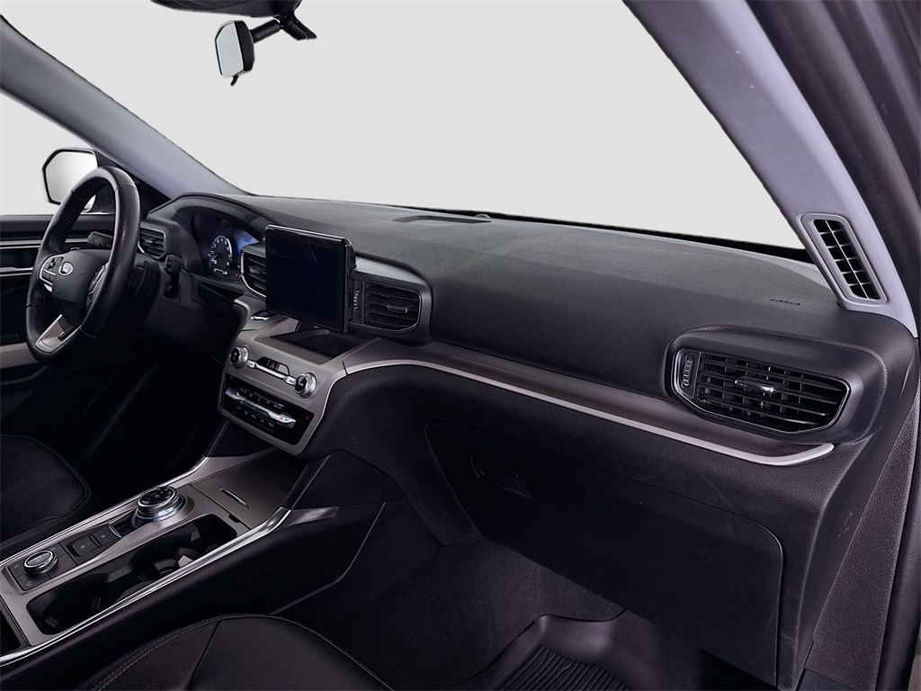2021 Ford Explorer XLT photo 27