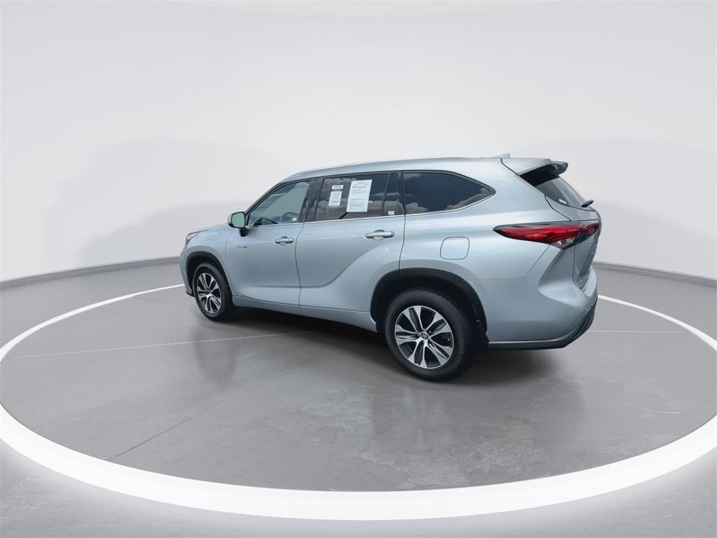 2021 Toyota Highlander Hybrid XLE photo 6