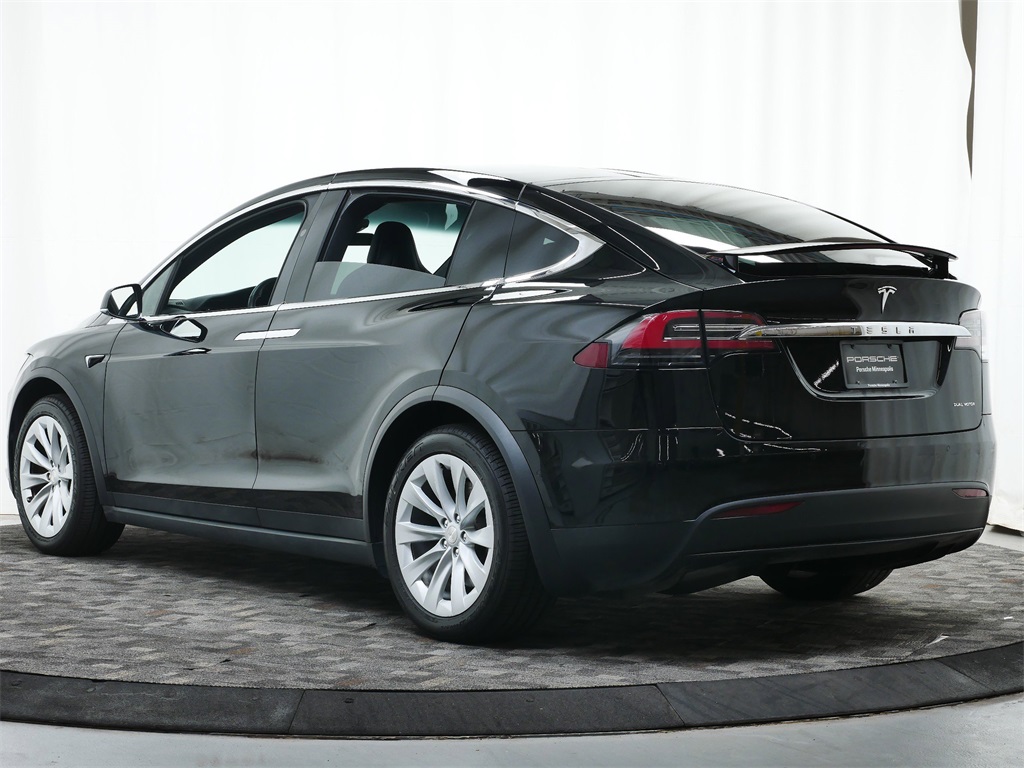 2019 Tesla Model X Long Range photo 3