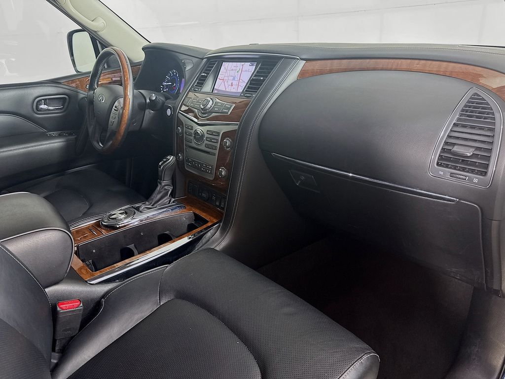 2019 Infiniti QX80 Luxe photo 35