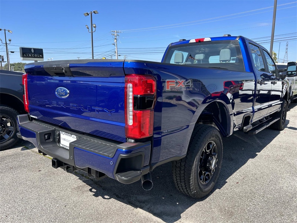 2026 Ford F-350 XL photo 3