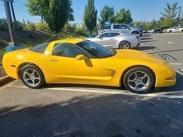 2001 Chevrolet Corvette Base photo 4