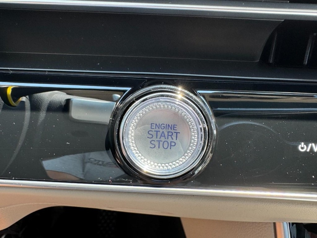 2026 Genesis GV70 2.5T Select photo 15