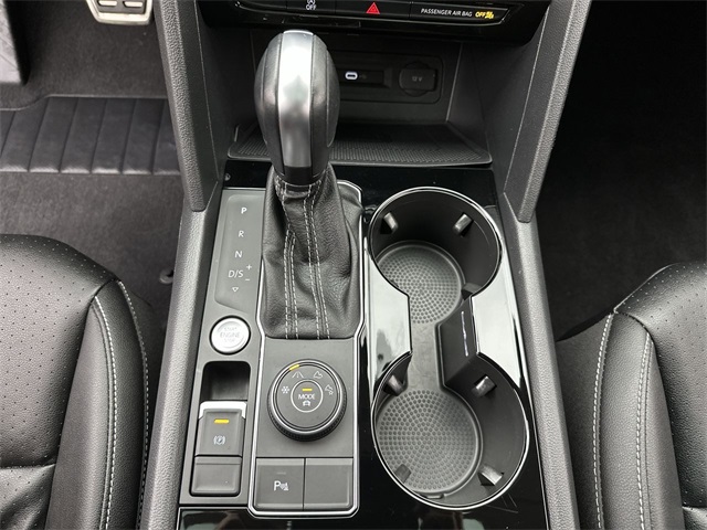 2023 Volkswagen Atlas V6 SEL R-Line photo 11