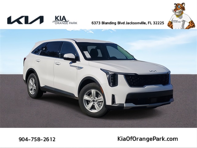 2025 Kia Sorento LX's photo