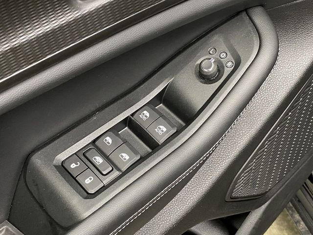 2025 Jeep Grand Cherokee Altitude photo 29
