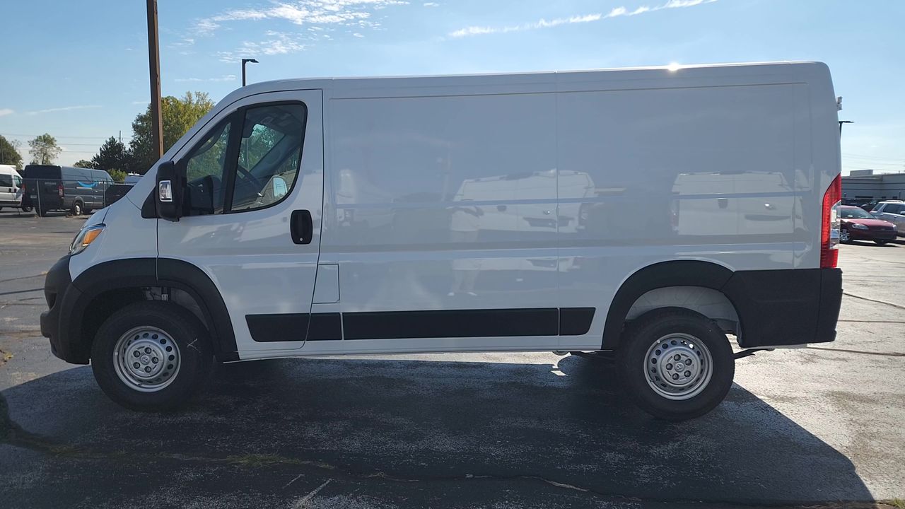 2026 Ram ProMaster 1500 Tradesman photo 3