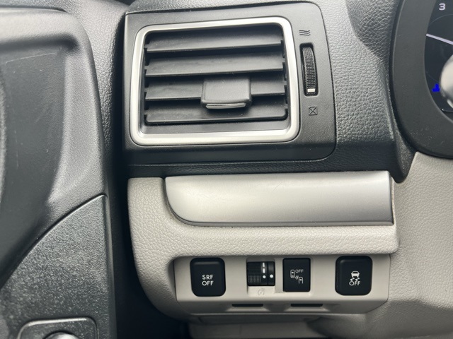 2017 Subaru Forester 2.5i photo 24