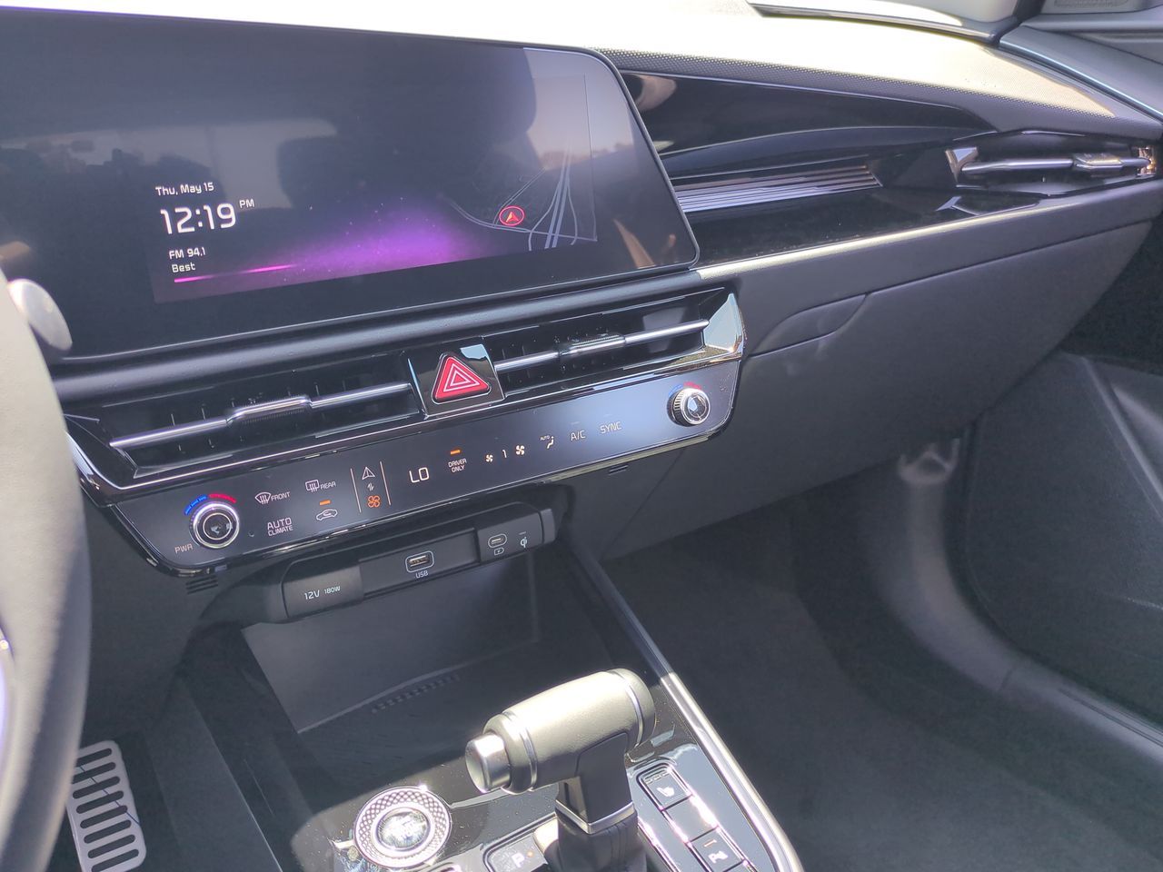 2025 Kia Niro EX Touring photo 12