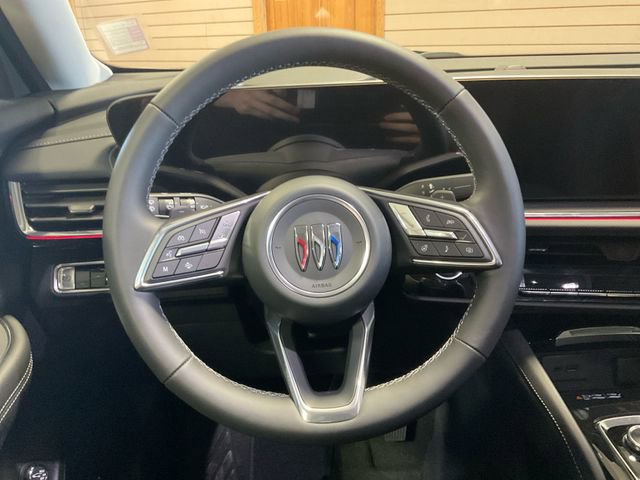 2025 Buick Envision Preferred photo 17