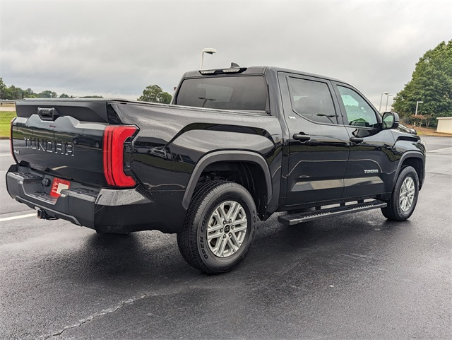 2024 Toyota Tundra SR5 photo 3