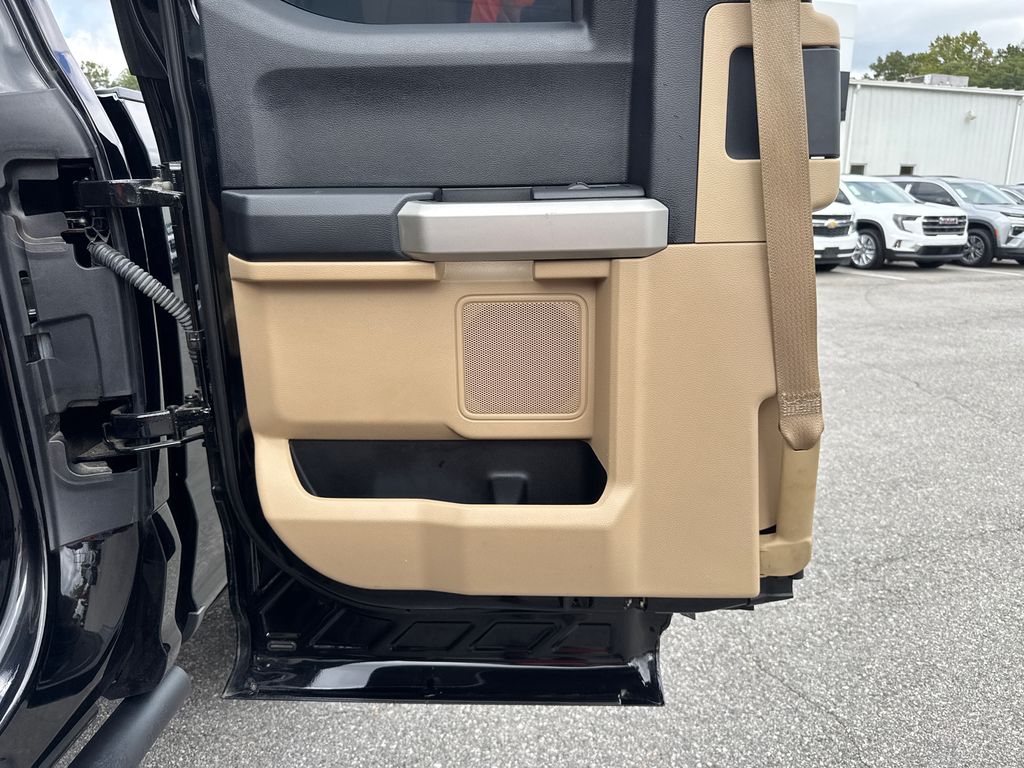 2018 Ford F-250 photo 19