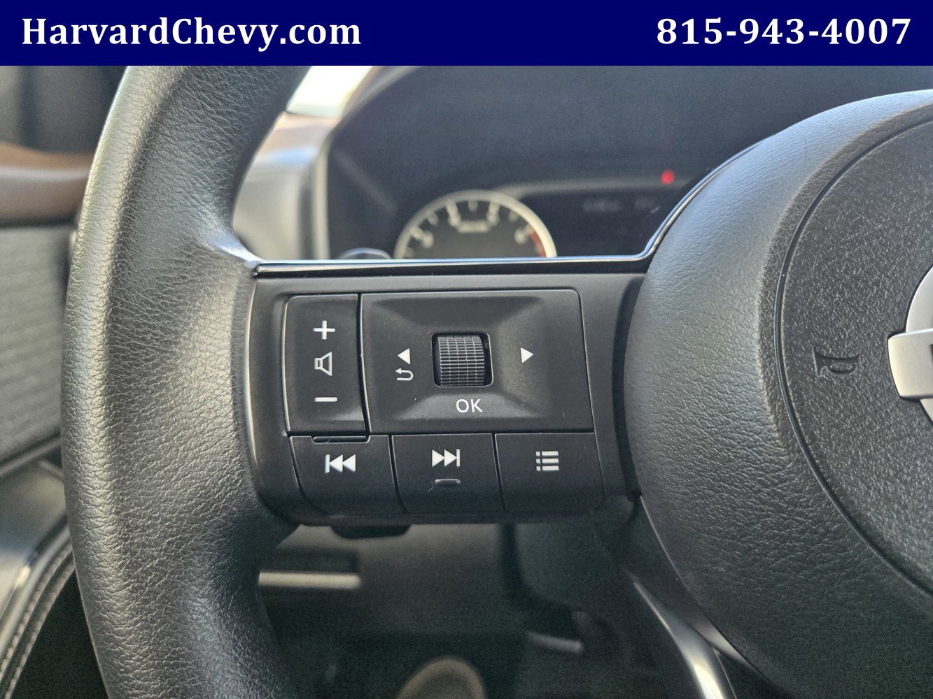 2021 Nissan Rogue S photo 15