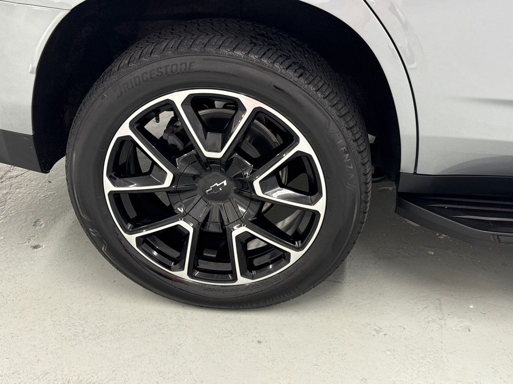 2024 Chevrolet Tahoe RST photo 10