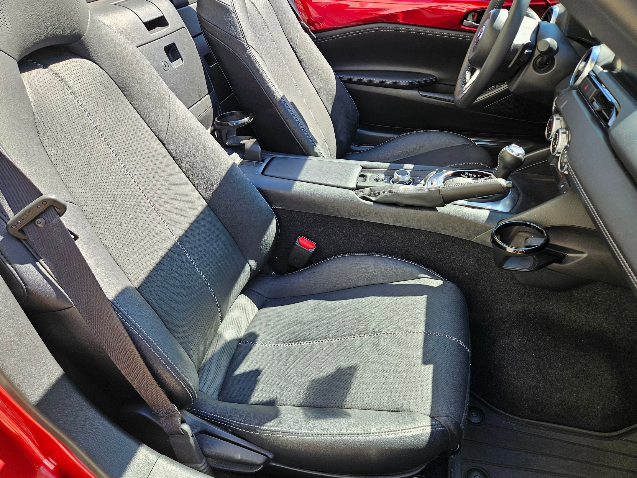 2023 Mazda MX-5 Miata Miata Grand Touring photo 18