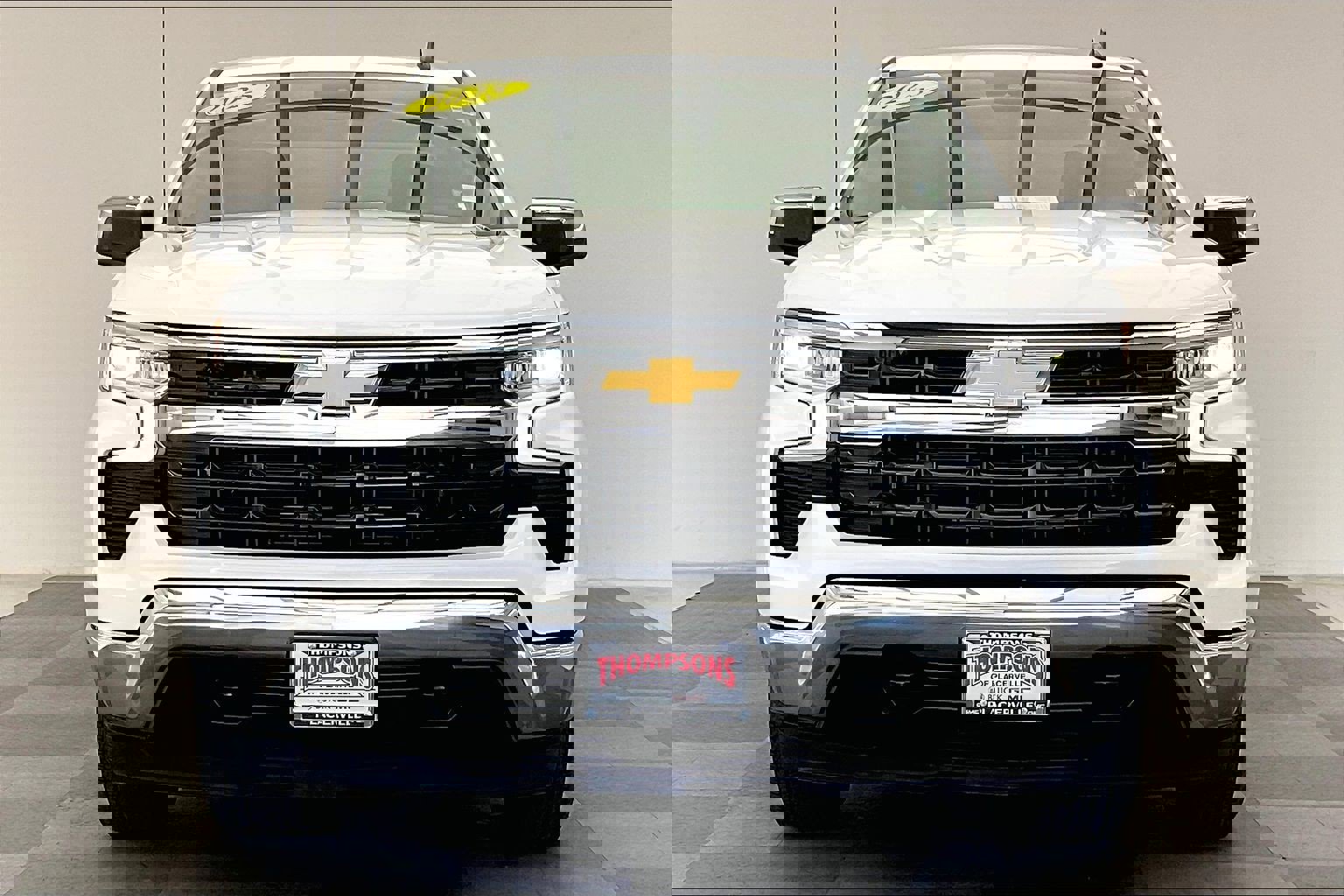 2025 Chevrolet Silverado 1500 LT photo 2