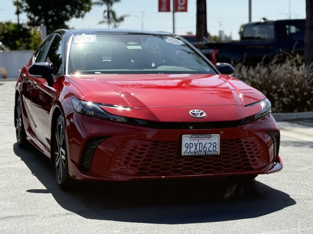 2025 Toyota Camry XSE photo 2