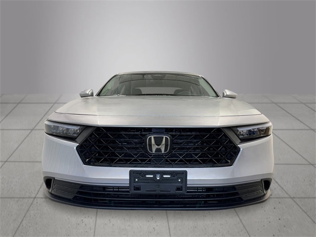 2025 Honda Accord LX photo 9