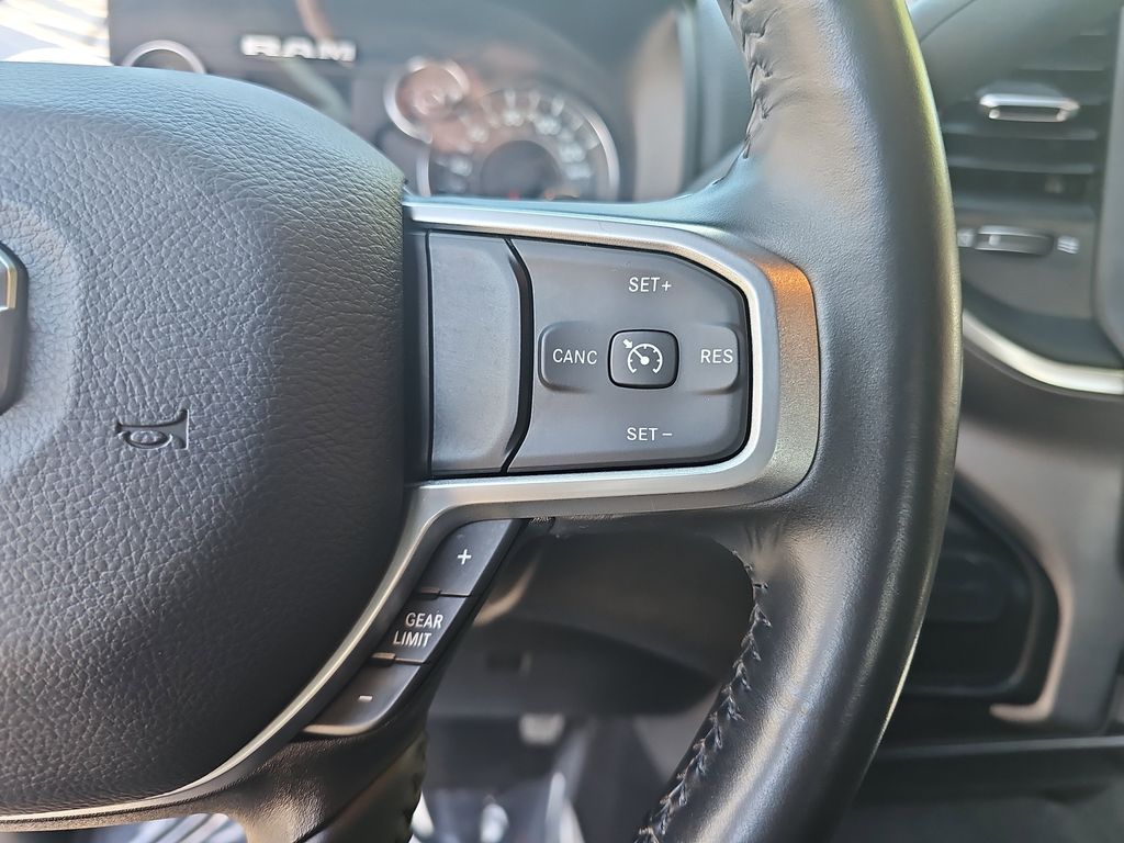2024 Ram 2500 Big Horn photo 17