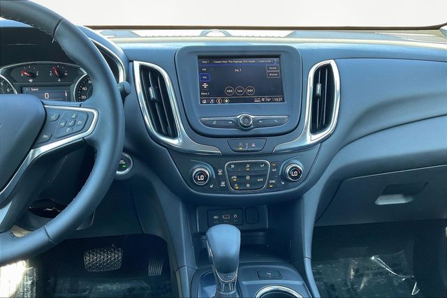 2023 Chevrolet Equinox LT photo 9