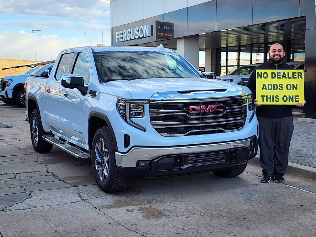 2026 GMC Sierra 1500 SLT's photo