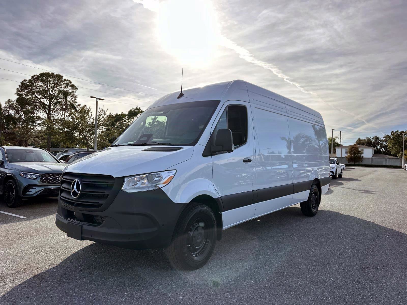 2026 Mercedes-Benz Sprinter Cargo Van Base's photo