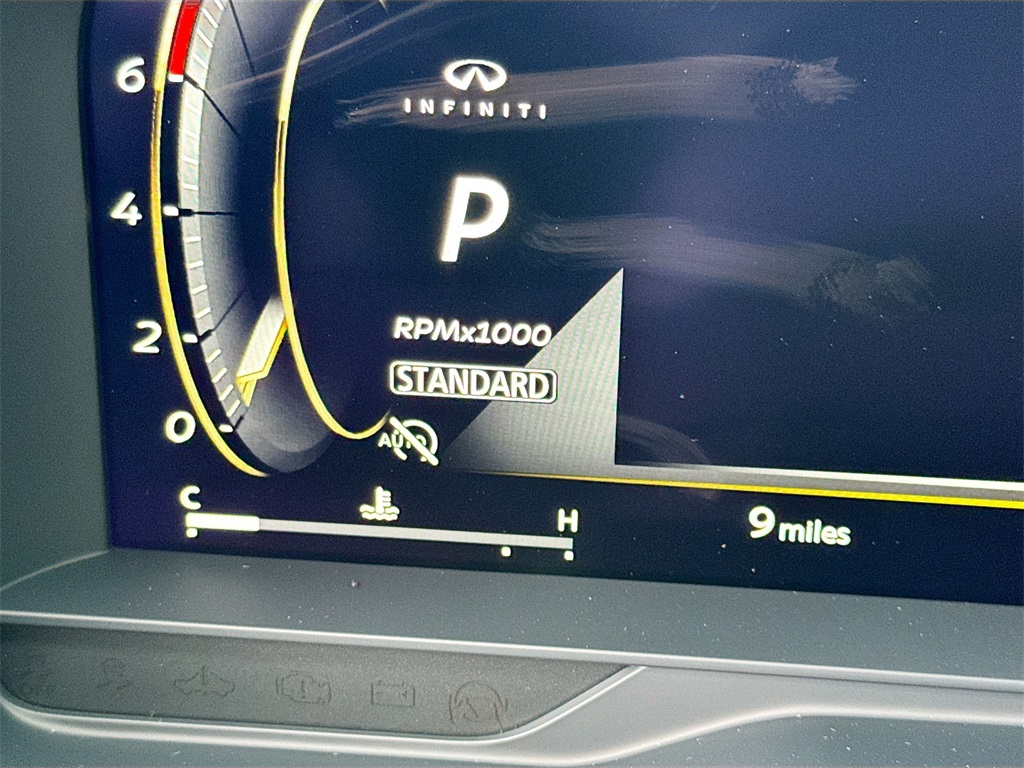 2026 Infiniti QX60 Luxe photo 12