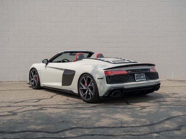 2022 Audi R8 Spyder V10 Performance photo 3