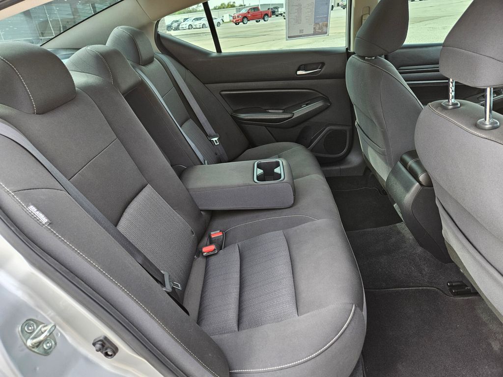 2020 Nissan Altima 2.5 S photo 28