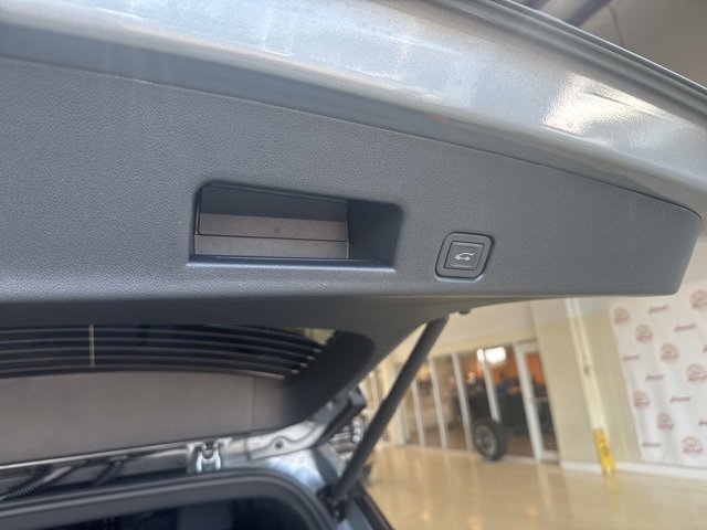 2026 Gmc Acadia Elevation photo 28