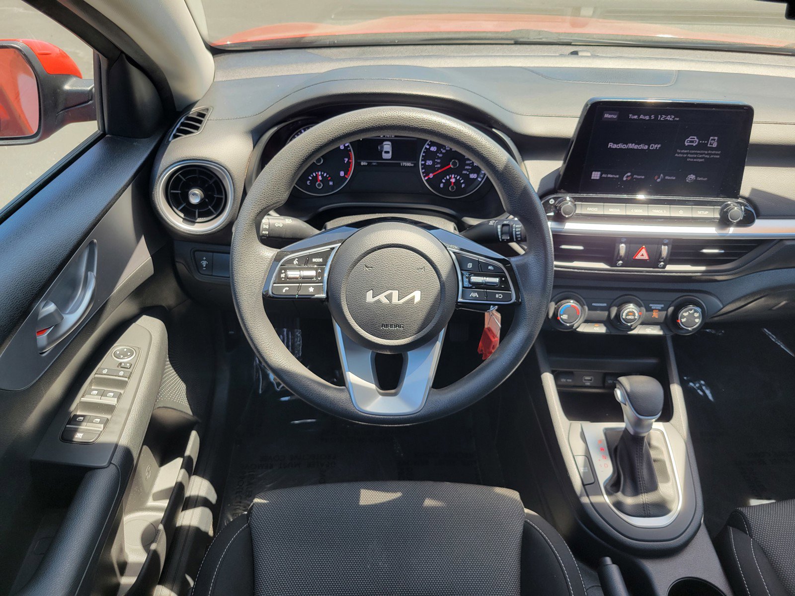 2023 Kia Forte LXS photo 12