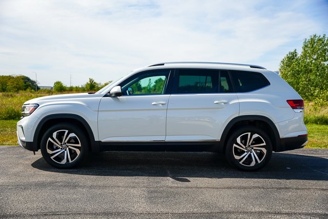 2023 Volkswagen Atlas SEL photo 28