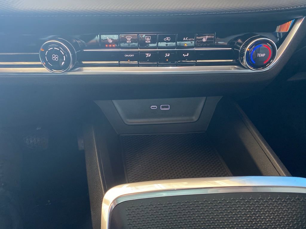 2026 Chevrolet Equinox LT photo 2