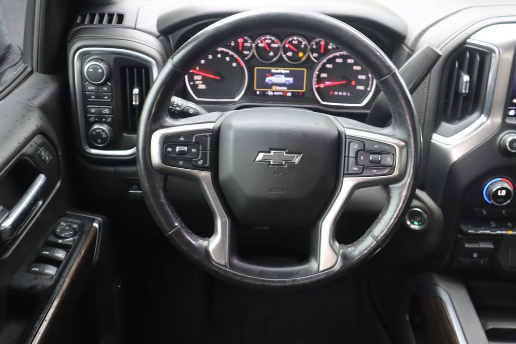 Used 2019 SUMMIT WHITE Chevrolet RST image 2