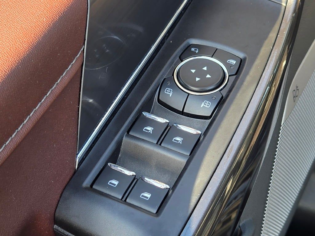 2021 Ford F-150 Lariat photo 21