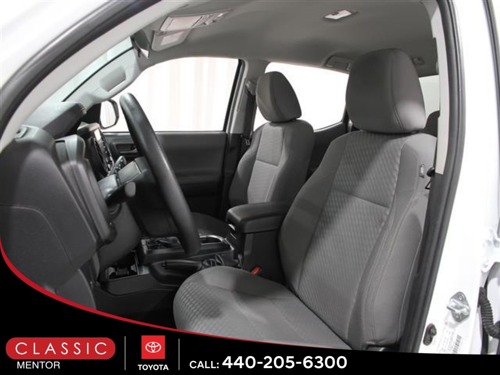 2023 Toyota Tacoma SR V6 photo 4
