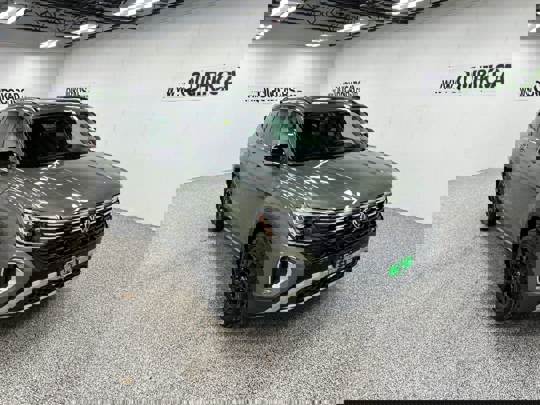 2026 Volkswagen Atlas Atlas Peak Edition's photo