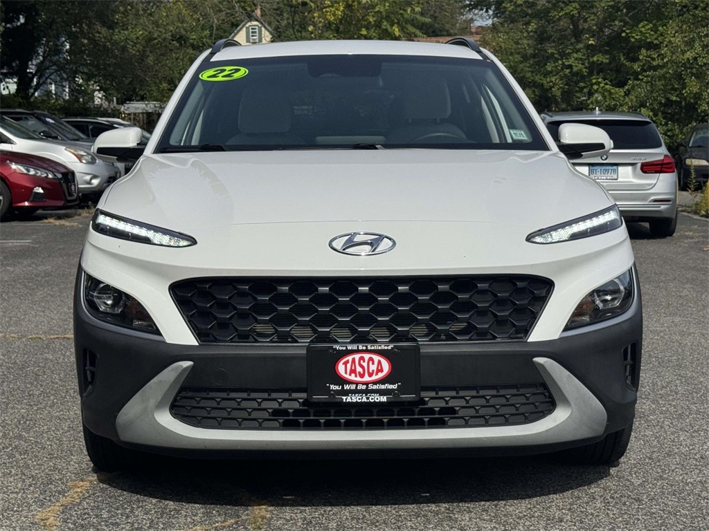 2022 Hyundai Kona SEL photo 2