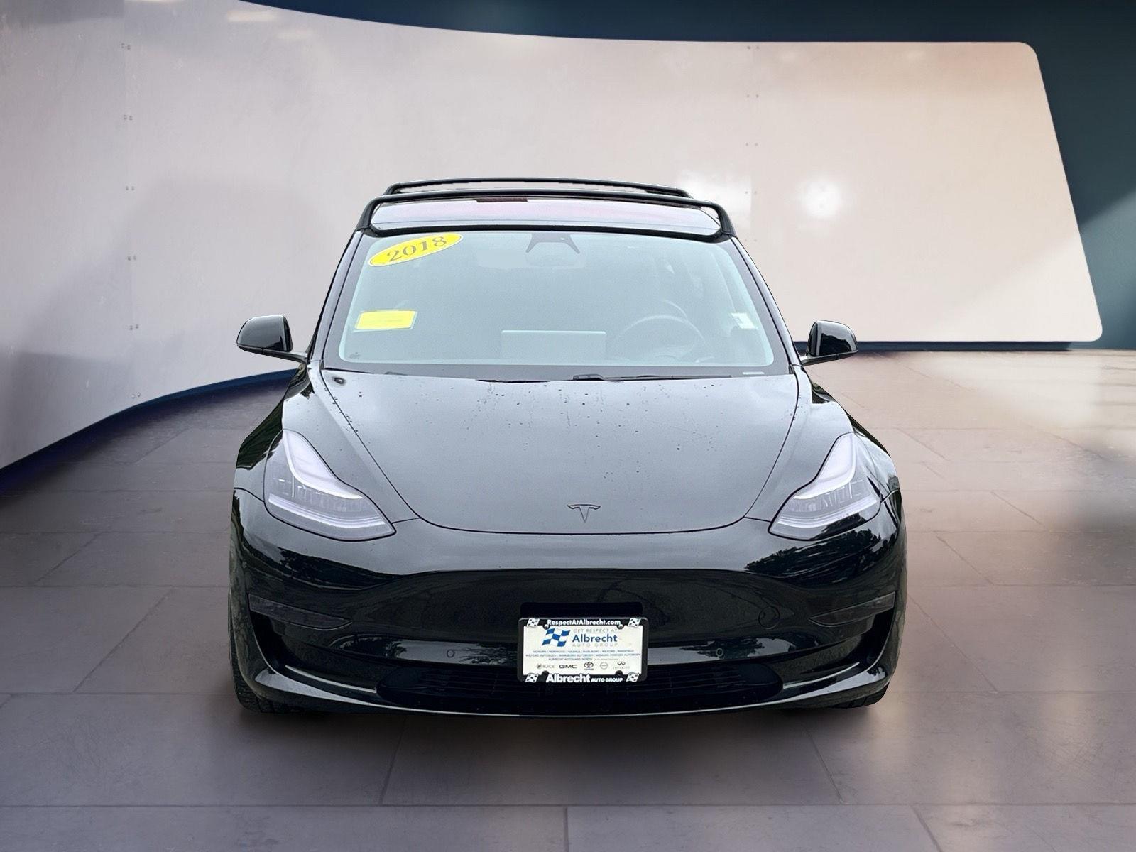 2018 Tesla Model 3 Long Range photo 8