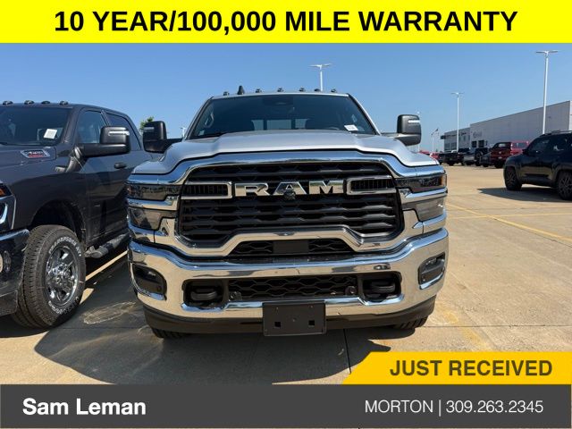 2026 Ram 2500 Tradesman photo 2