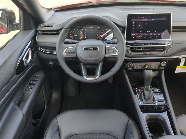 2026 Jeep Compass Latitude photo 13