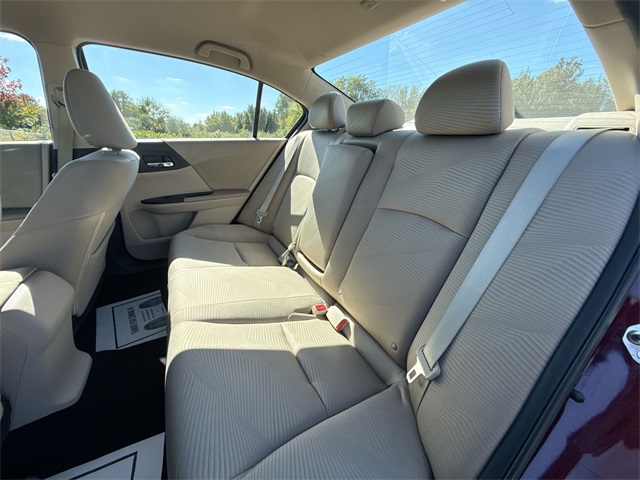 2015 Honda Accord LX photo 18