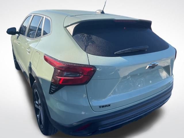 2024 Chevrolet Trax photo 6