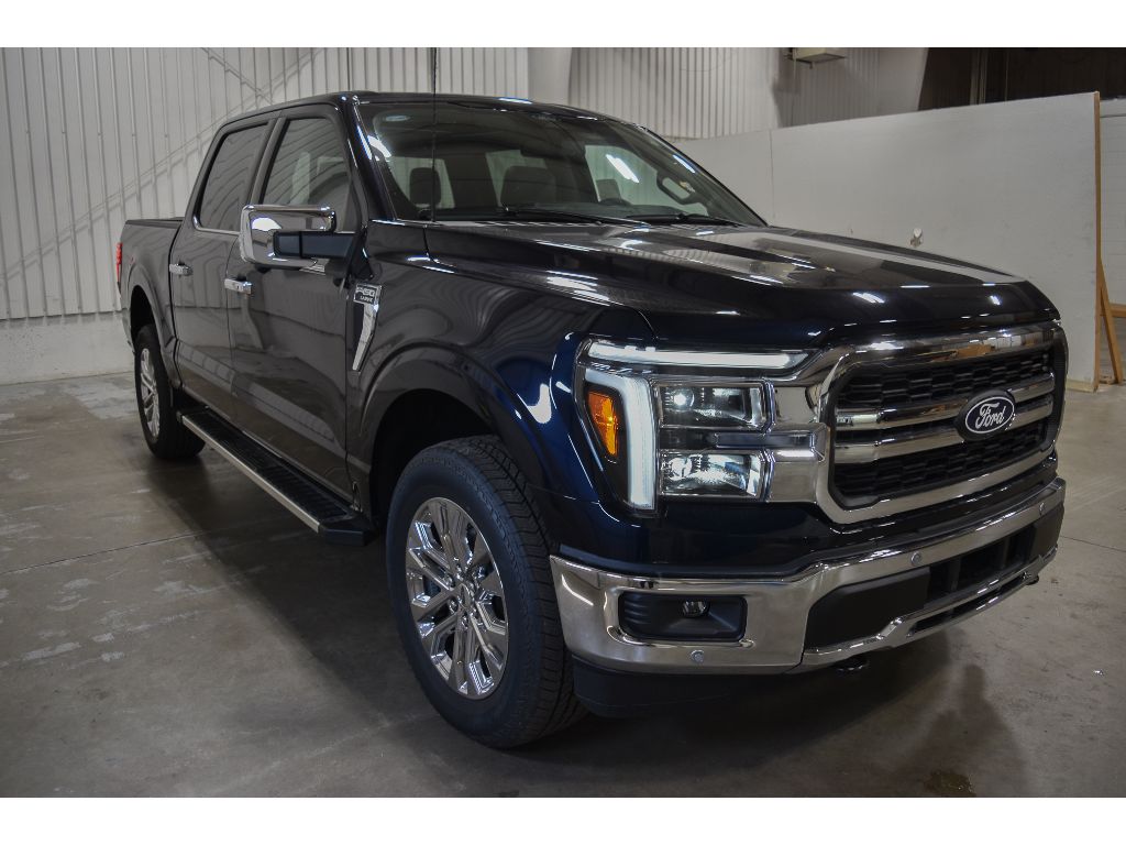 2025 Ford F-150 Lariat photo 2