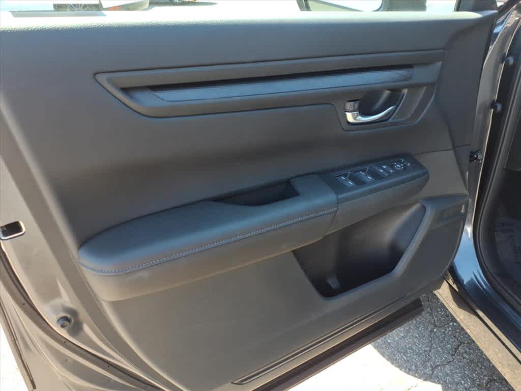 2026 Honda CR-V LX photo 10