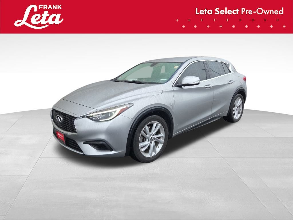 2018 INFINITI QX30 Luxury