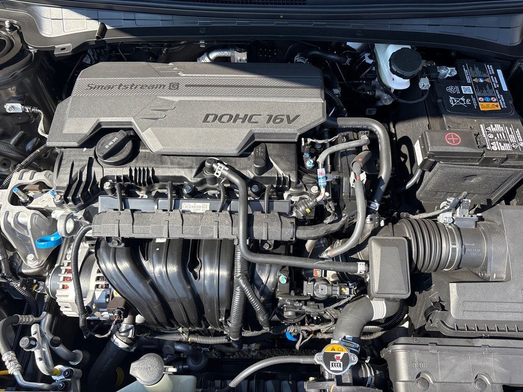 2025 Kia K4 GT-Line photo 31