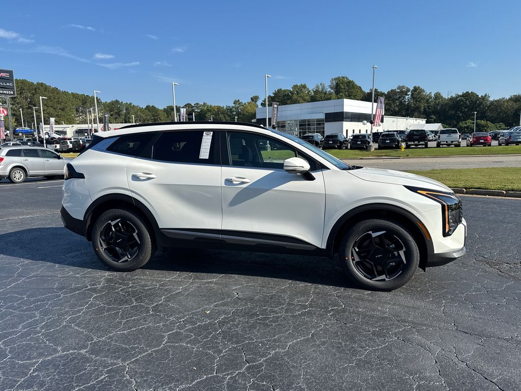 2026 Kia Sportage Hybrid EX photo 2