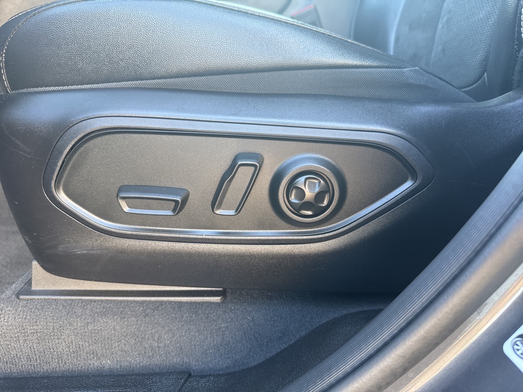 2024 Jeep Grand Cherokee Altitude photo 11