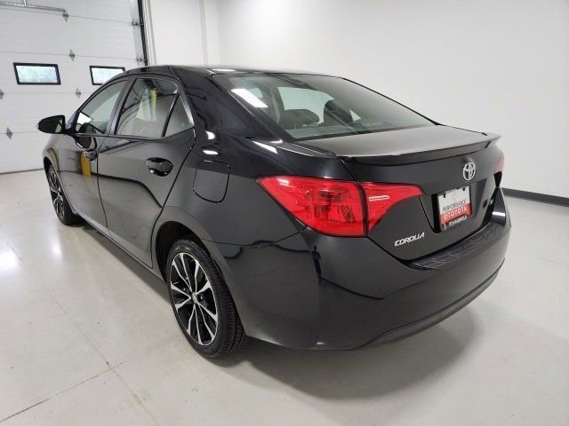 2019 Toyota Corolla LE photo 4